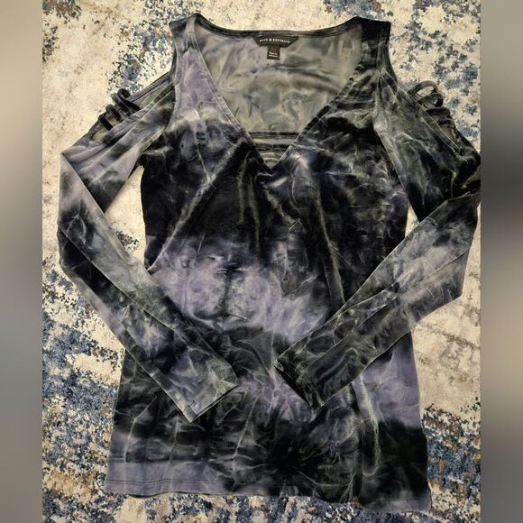 Rock and Republic Top Women's XSmall Long Sleeve Cold Shoulder Straps Crushed - Picture 1 of 10